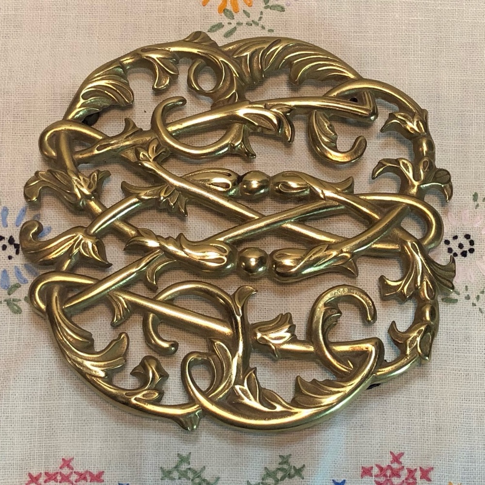 Vintage Colonial Williamsburg Cypher Brass Trivet Cw10-14 Copyright 1950